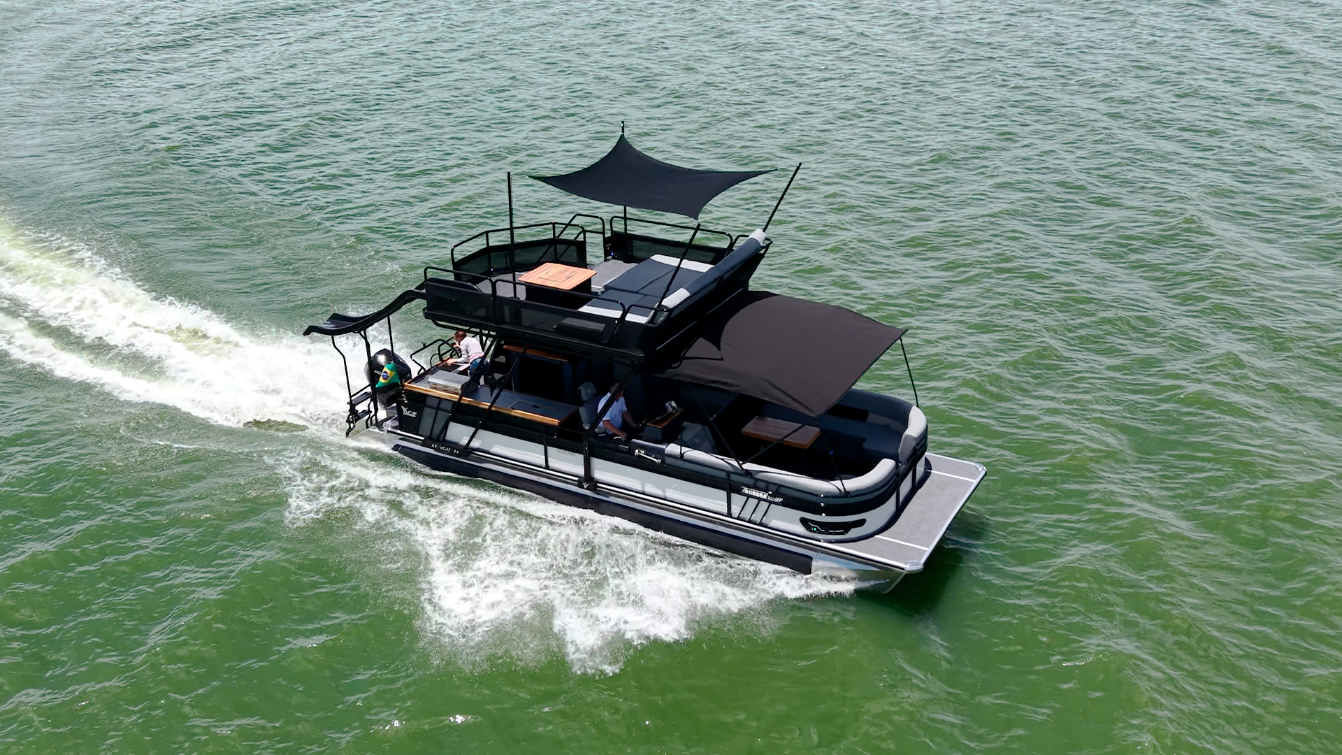 VCAT Pontoon Aurora 900UP