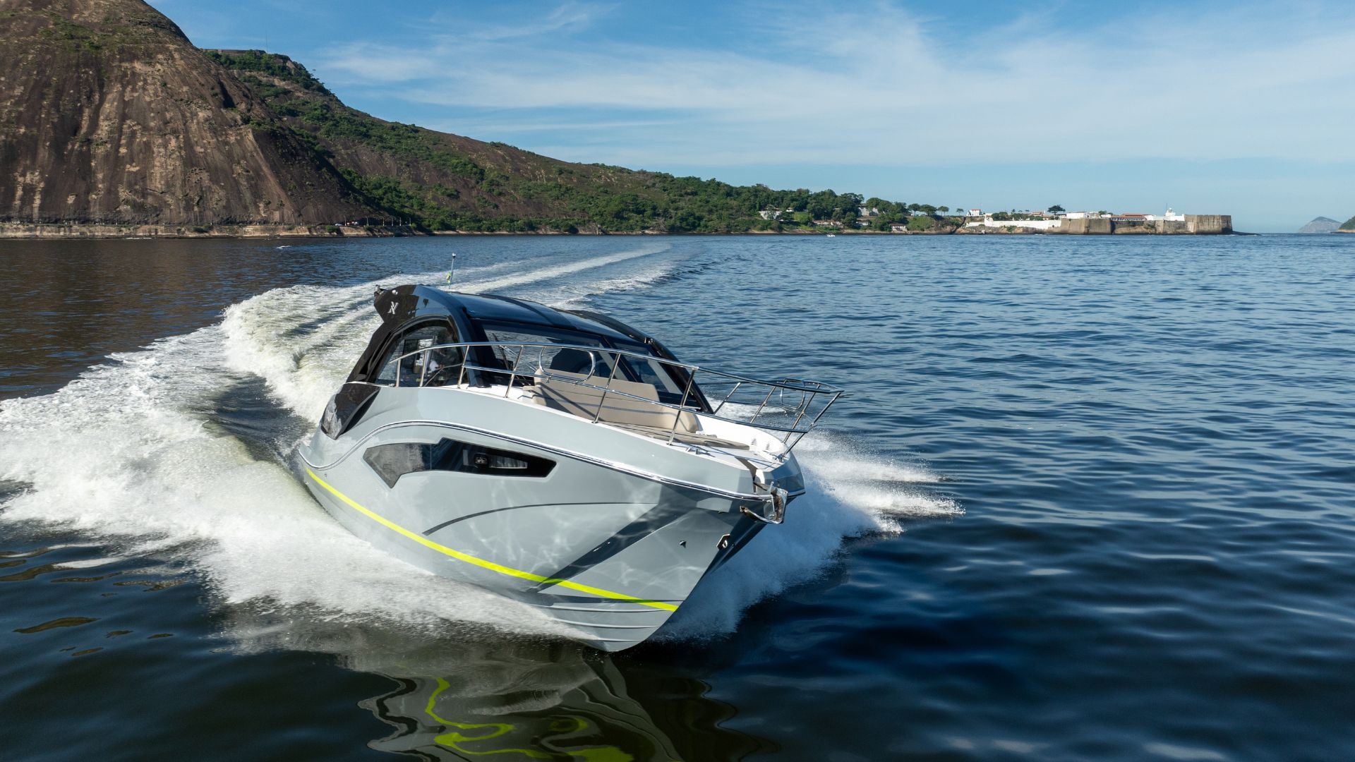 Os destinos náuticos mais procurados do Brasil para navegar com a NX 41 Horizon