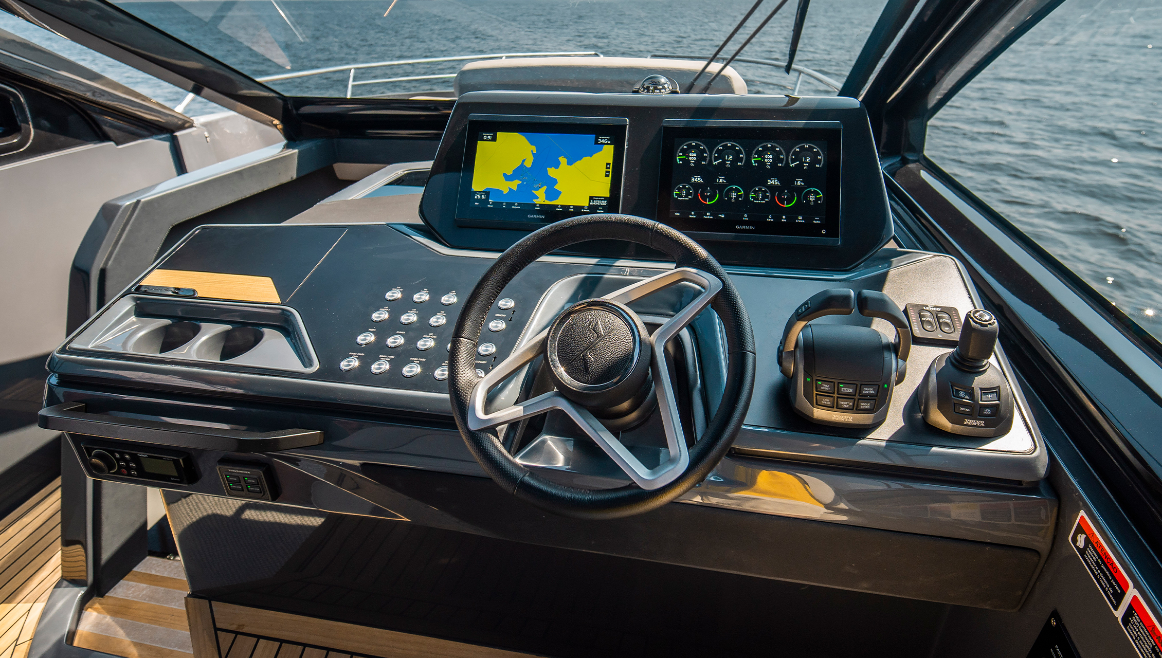 NX 44 Design by Pininfarina - Imagem 8