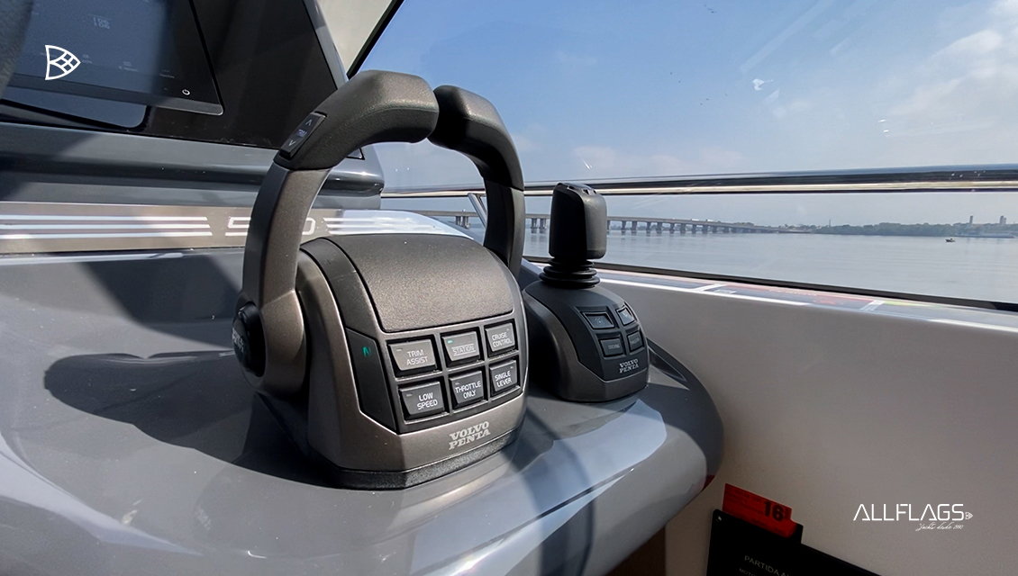 Lancha NX 50 Invictus HT - Imagem 10