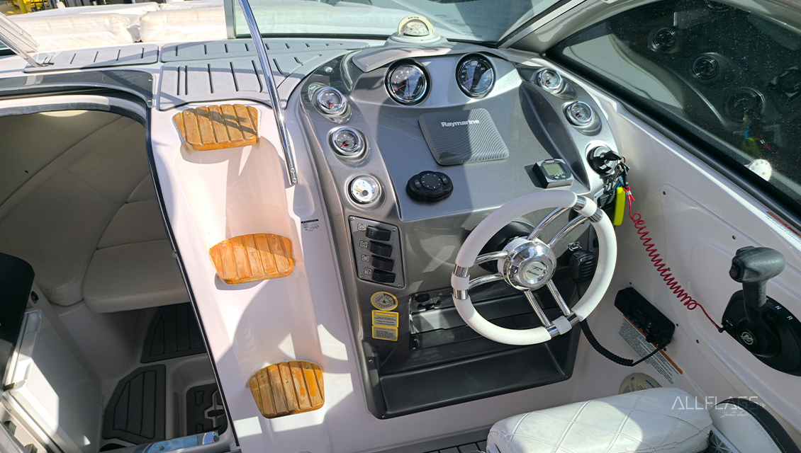 Lancha Focker 275 - Imagem 8