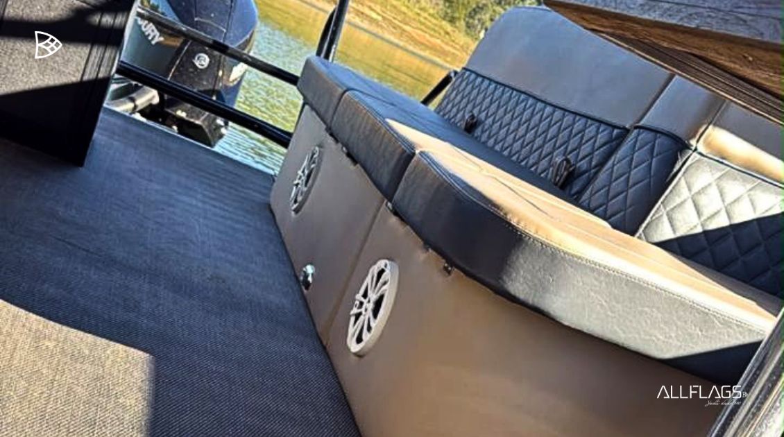 Pontoon VCAT Aurora 900 NG - Imagem 9