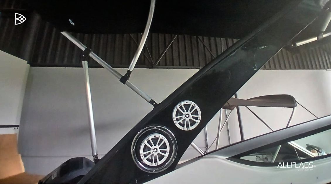 Lancha Focker 242 GTC - Imagem 9