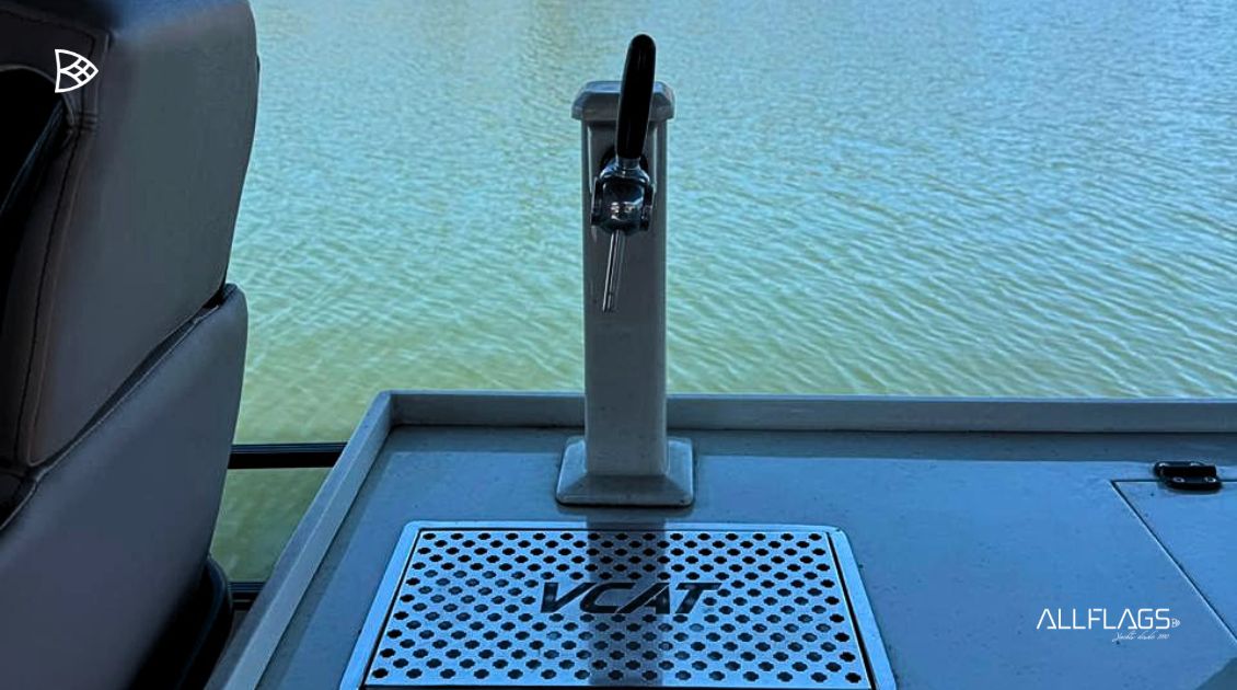 Pontoon VCAT Aurora 900 NG - Imagem 14