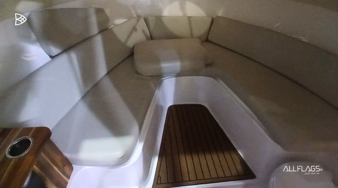 Lancha Focker 242 GTC - Imagem 15
