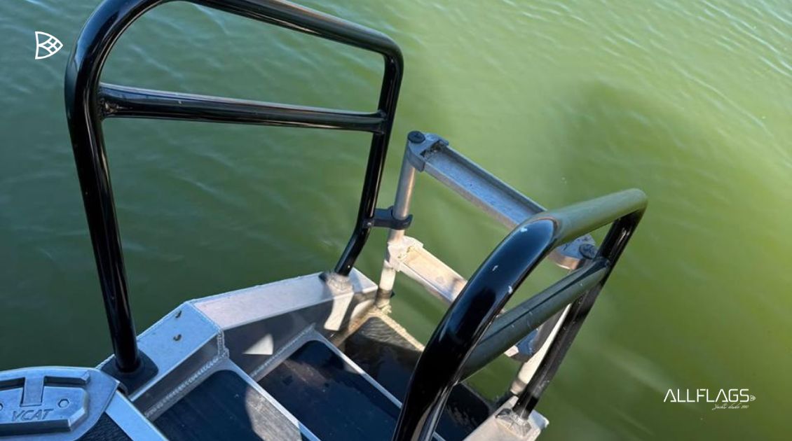 Pontoon VCAT Aurora 900 NG - Imagem 16