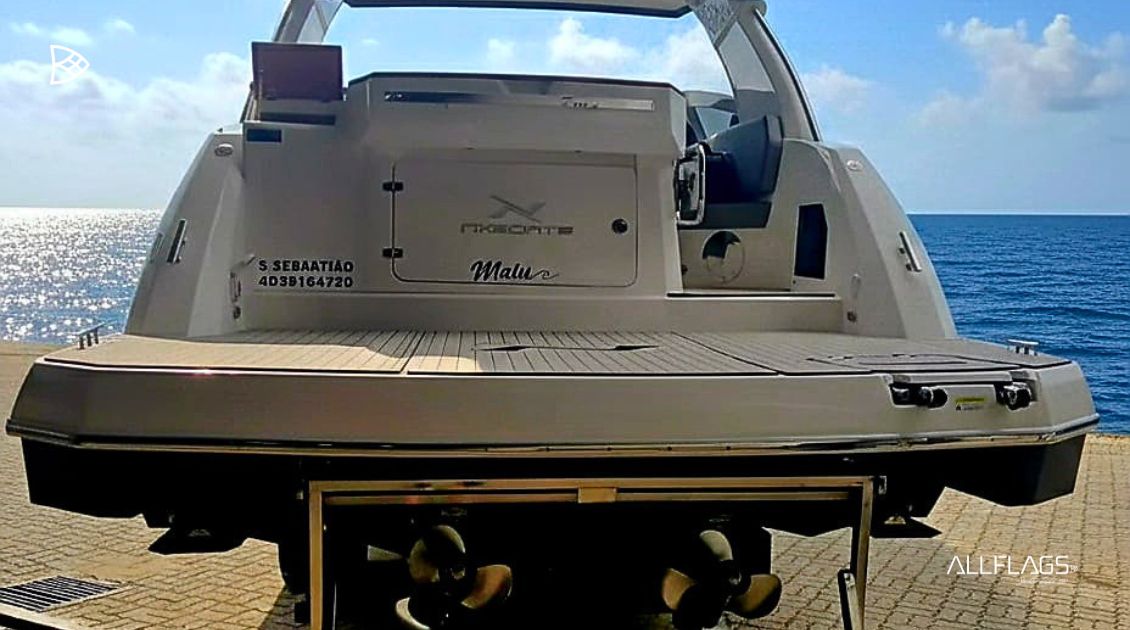 Lancha NX 340 Sport Coupé - Imagem 2