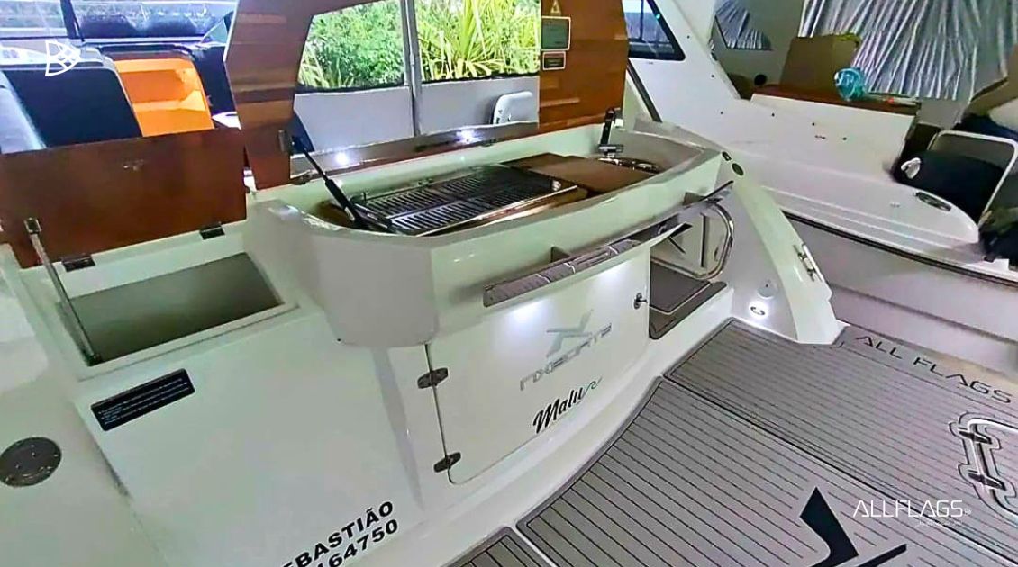 Lancha NX 340 Sport Coupé - Imagem 4