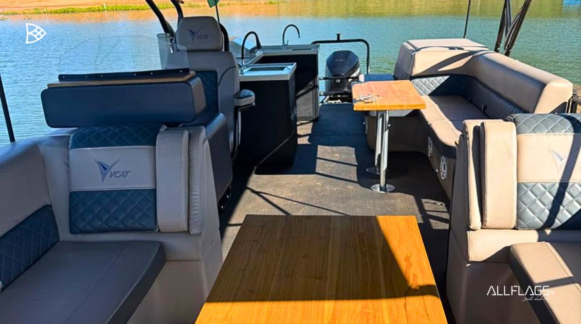 Pontoon VCAT Aurora 900 NG - Imagem 5
