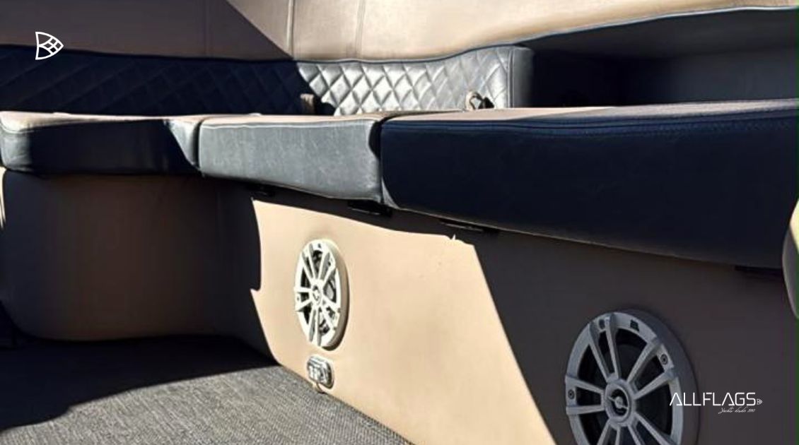 Pontoon VCAT Aurora 900 NG - Imagem 8