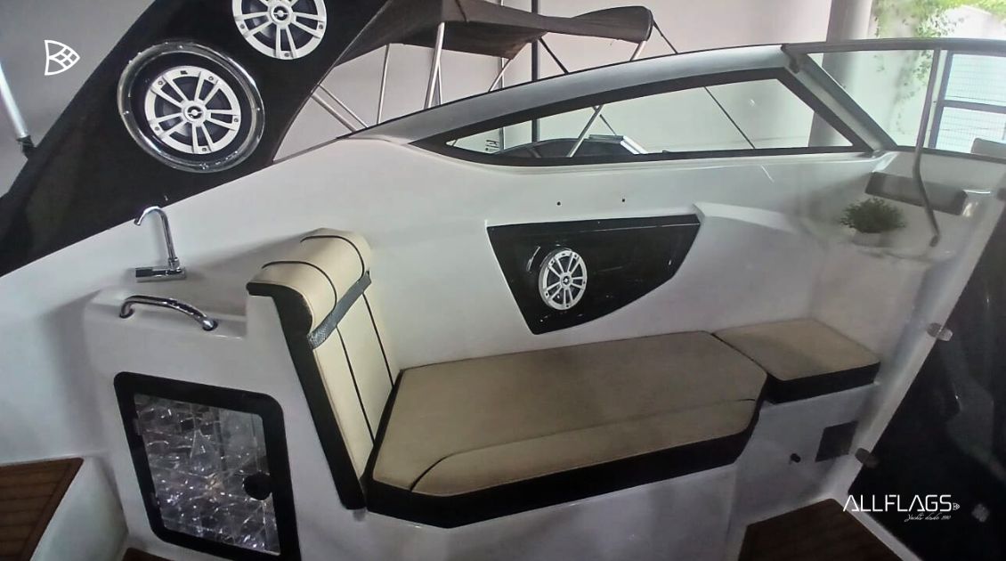 Lancha Focker 242 GTC - Imagem 8