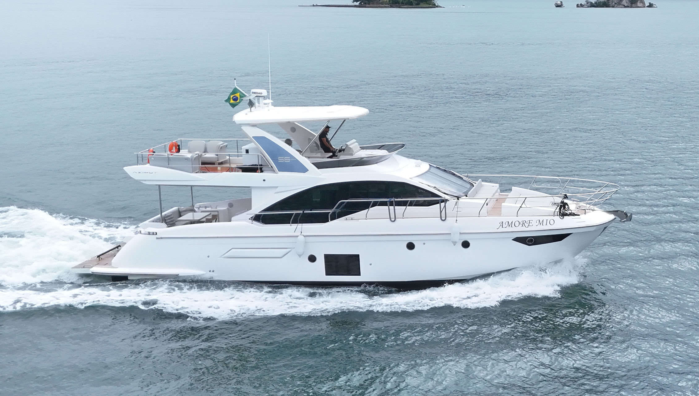 Azimut 56