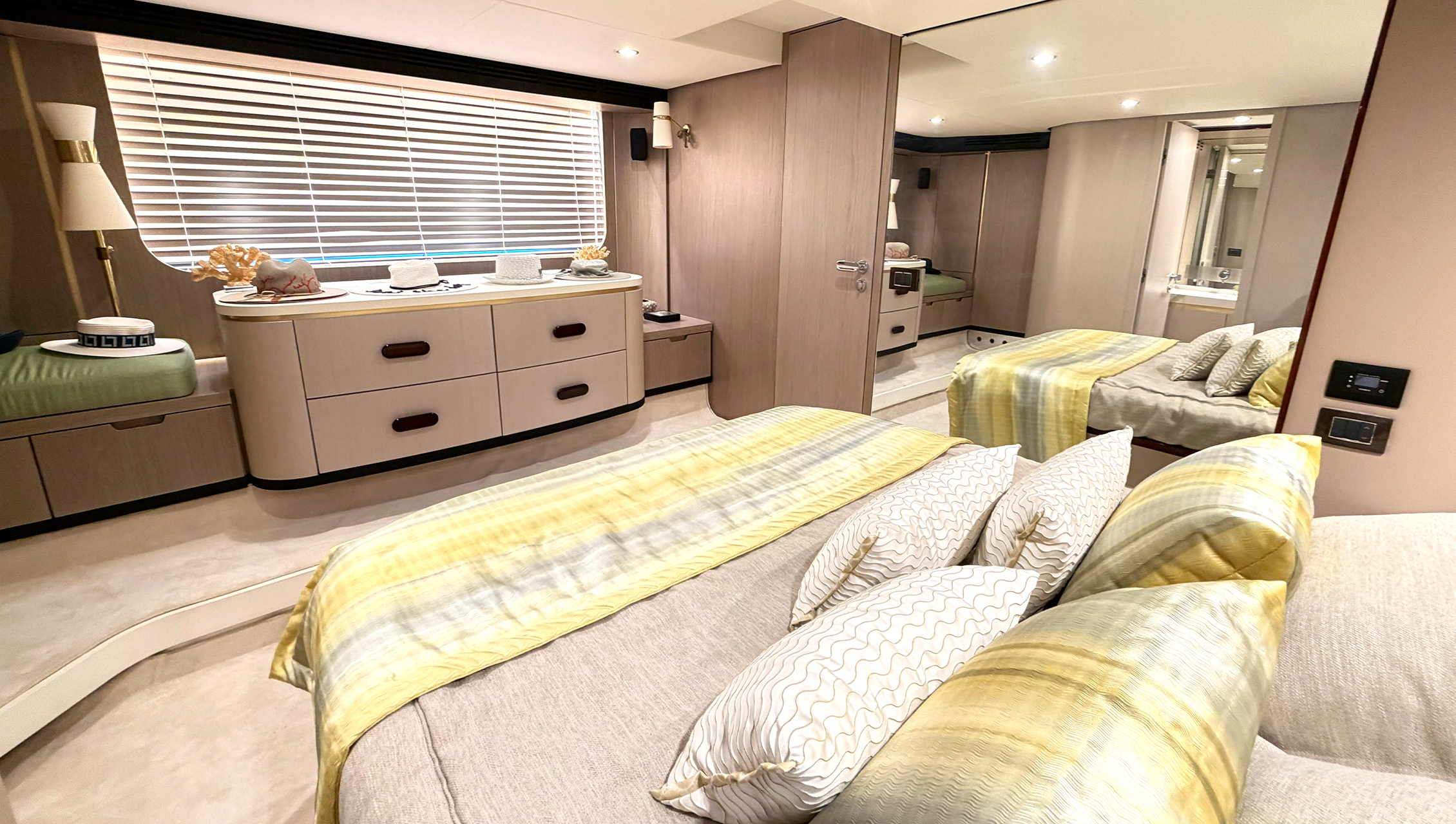 Azimut 62 - Imagem 16