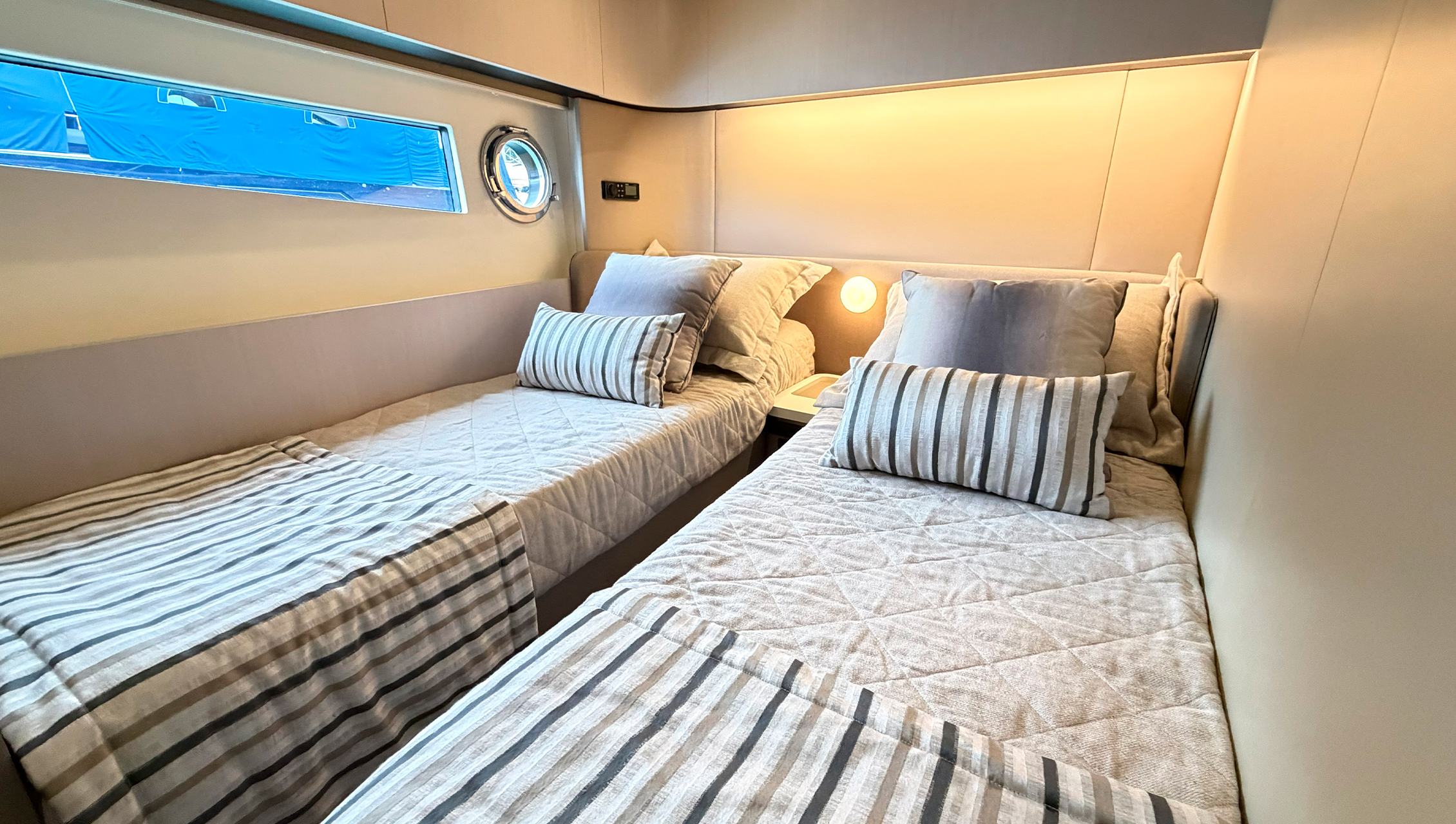 Azimut 62 - Imagem 17