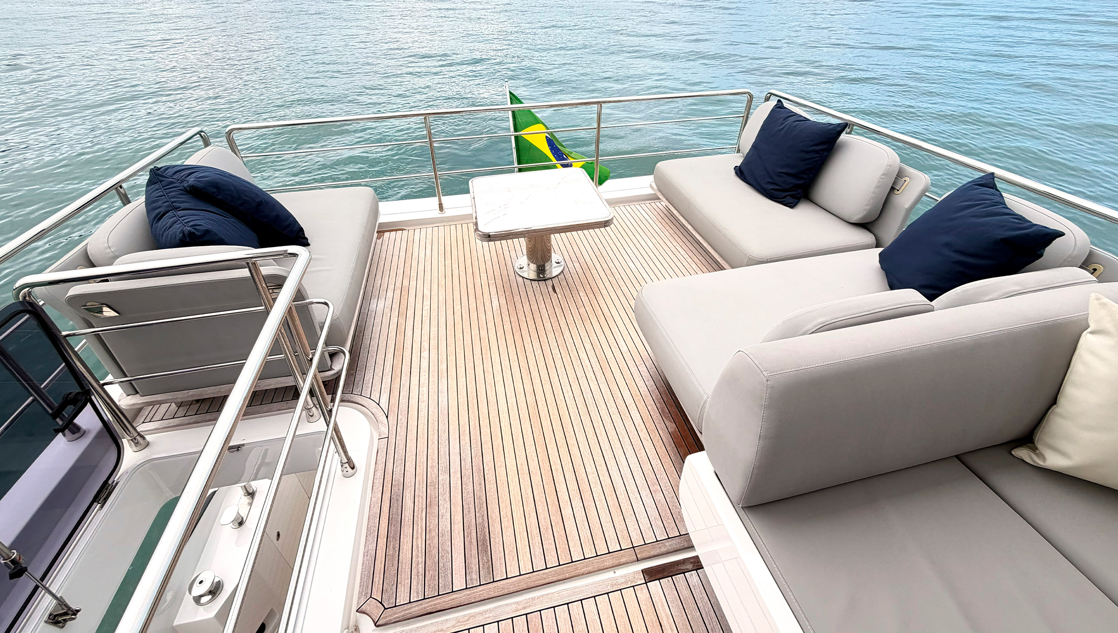 Azimut 62 - Imagem 18