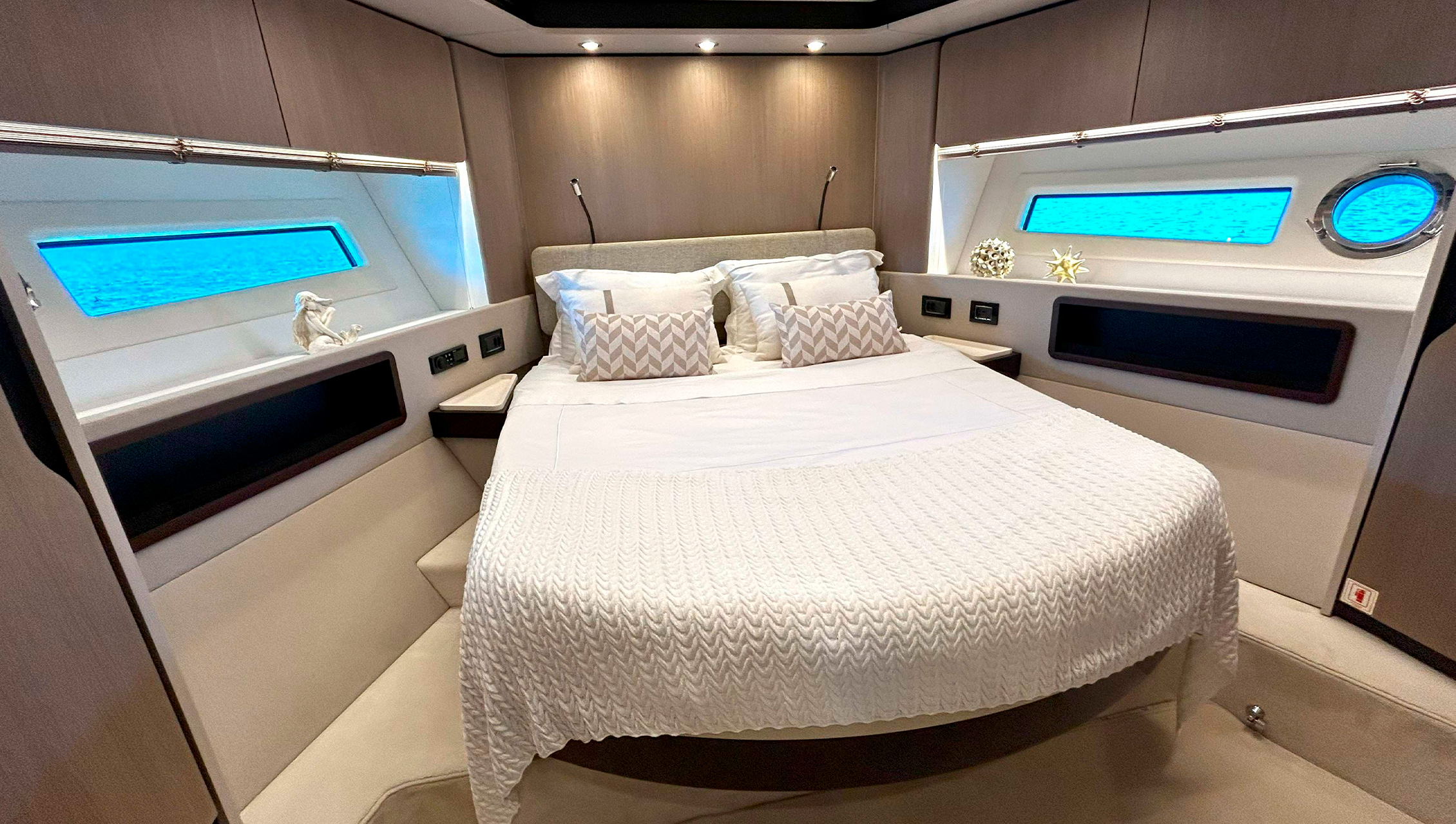Azimut 74 - Imagem 15