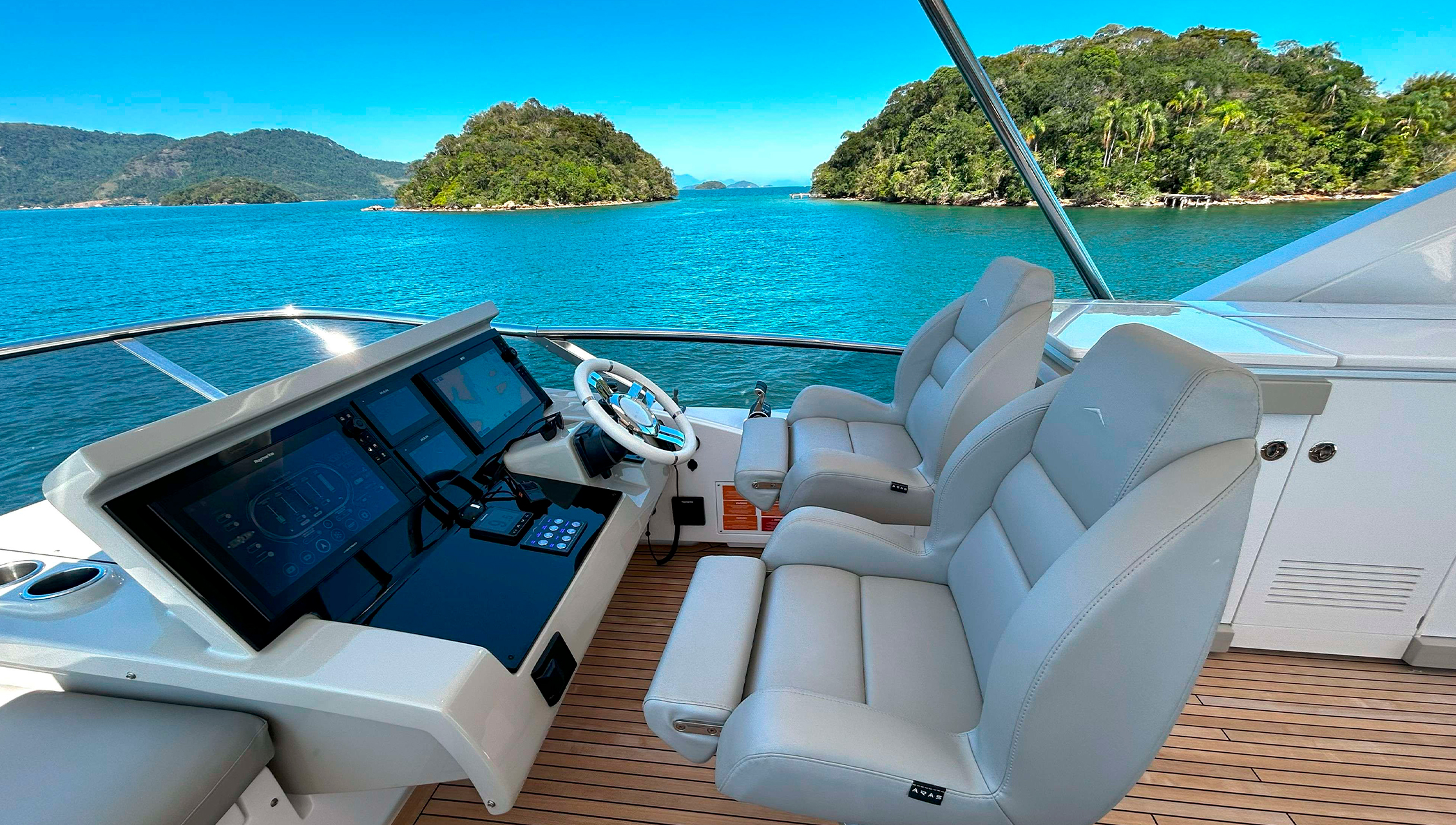 Azimut 74 - Imagem 26
