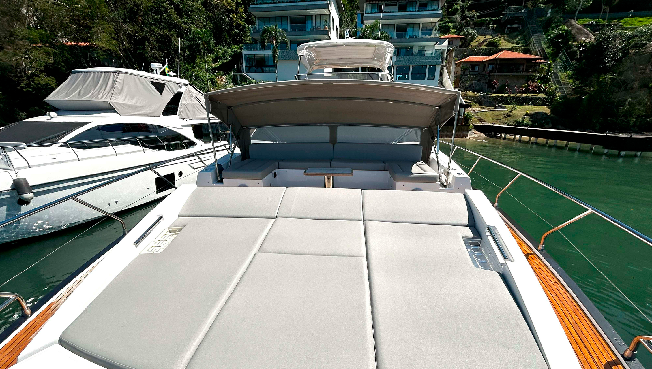 Azimut 74 - Imagem 27