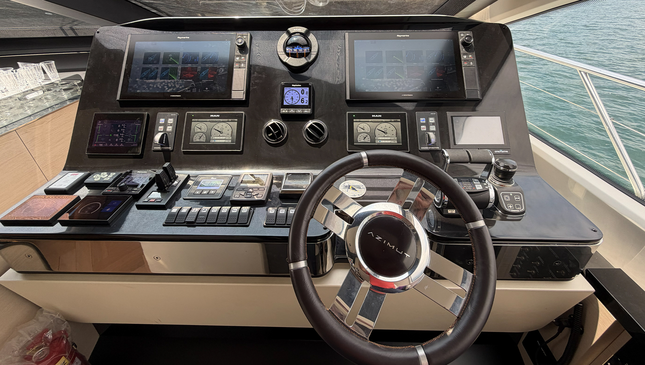 Azimut 83 - Imagem 13