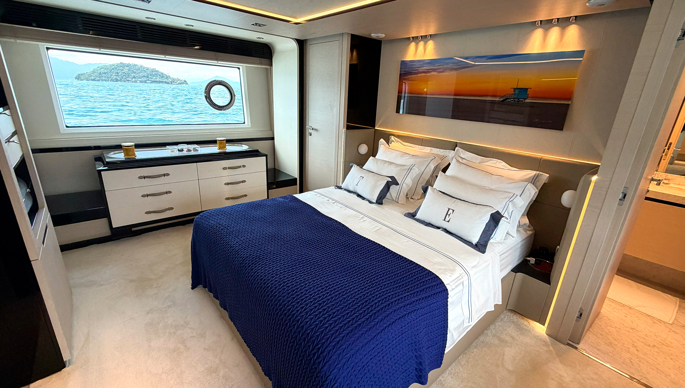 Azimut 83 - Imagem 18