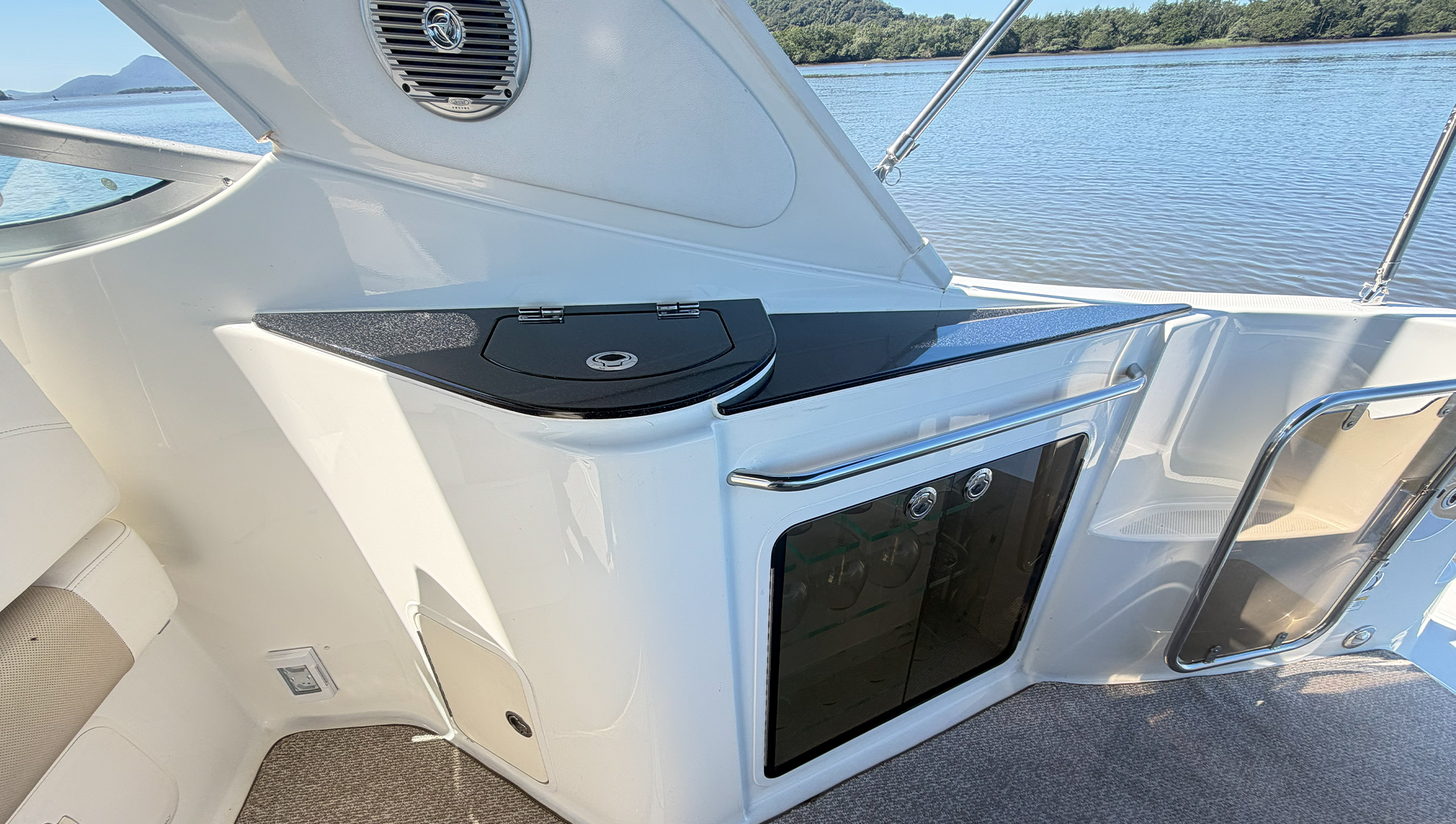 Bayliner 350 - Imagem 8