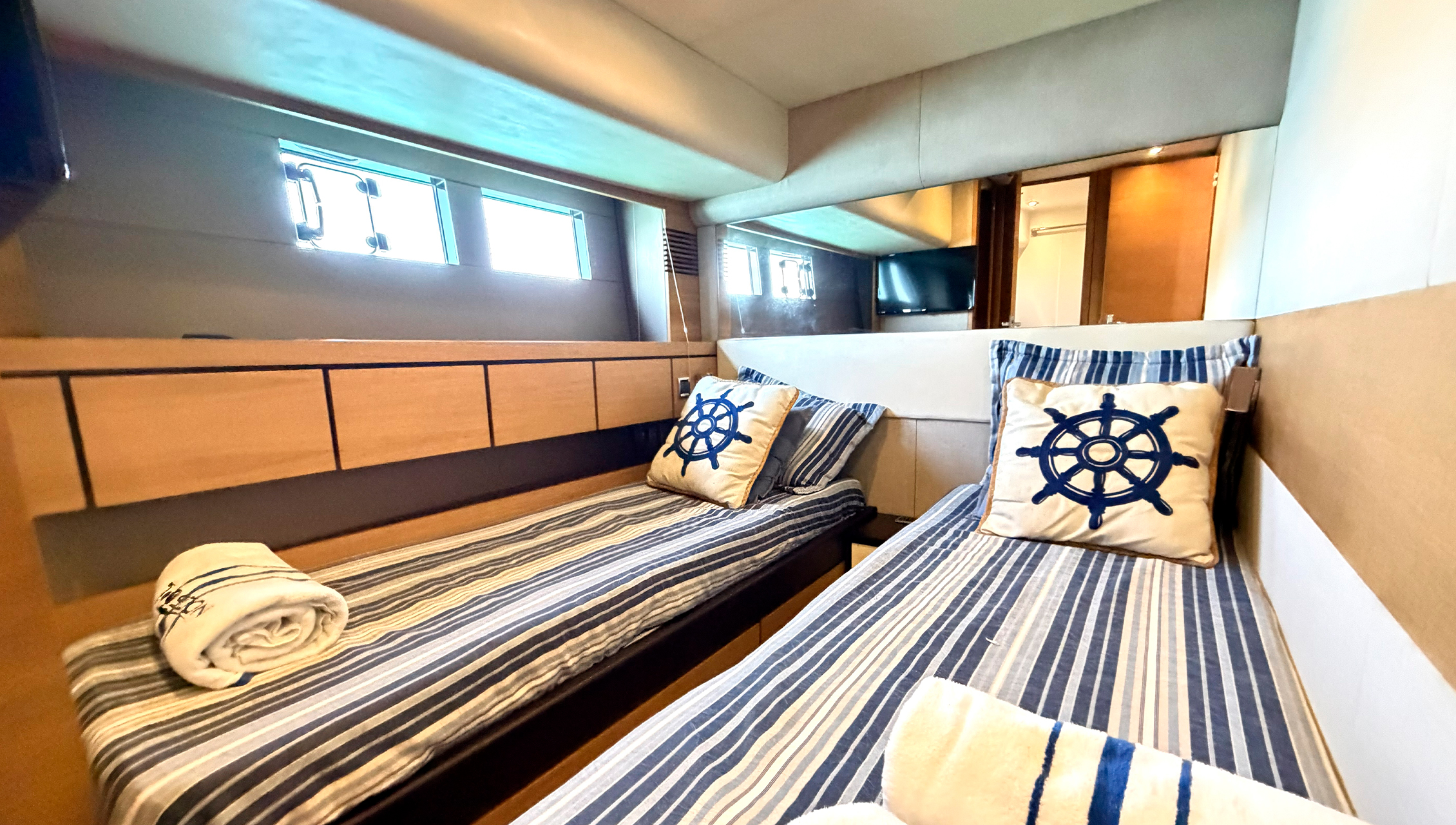 Fairline Squadron 65 - Imagem 13