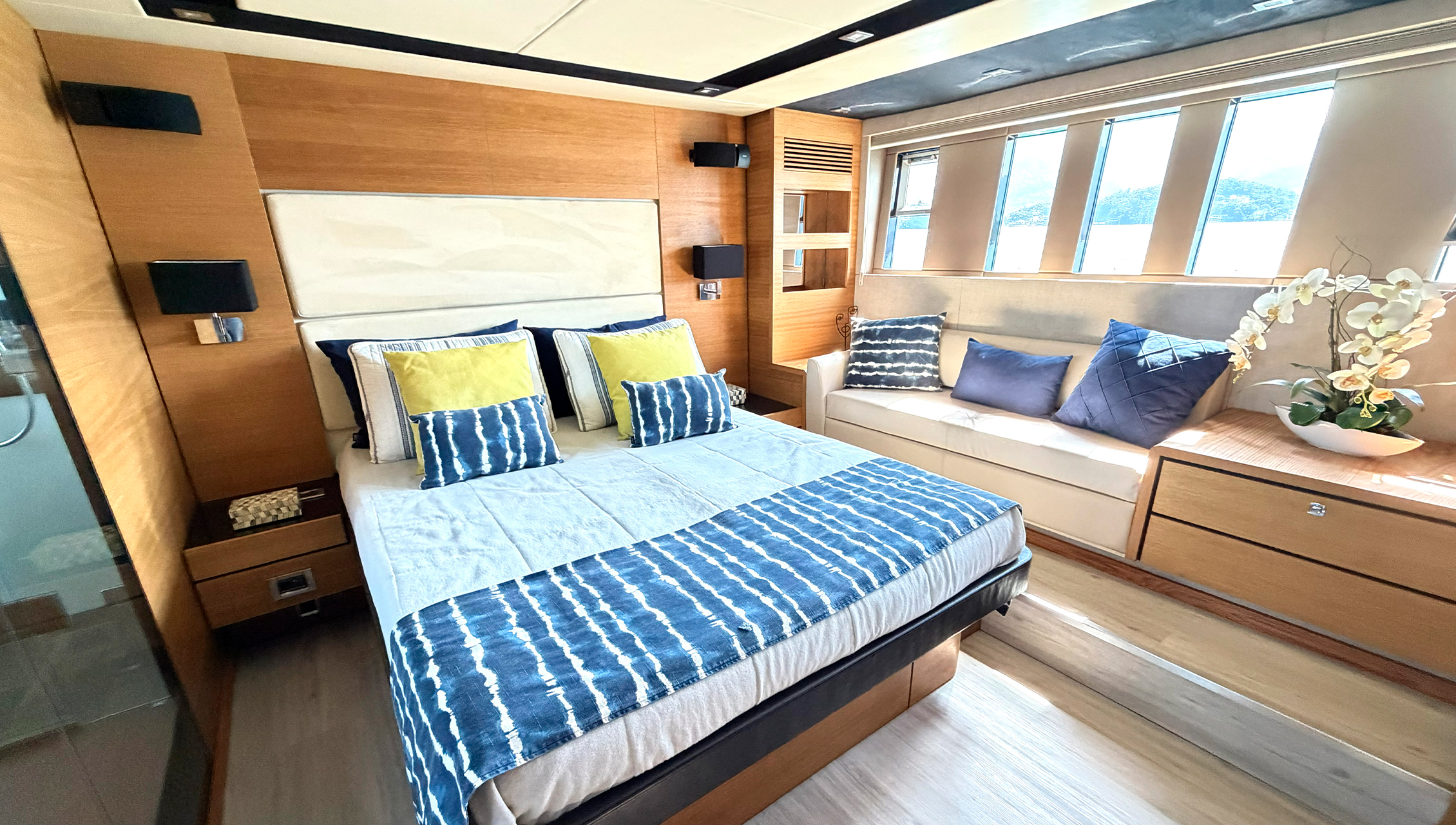 Fairline Squadron 65 - Imagem 15