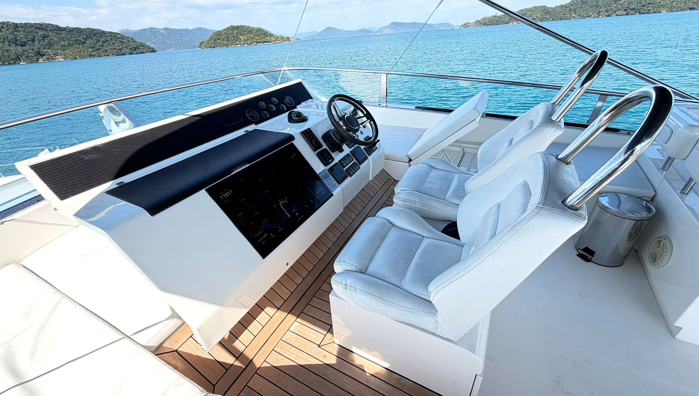 Fairline Squadron 65 - Imagem 22