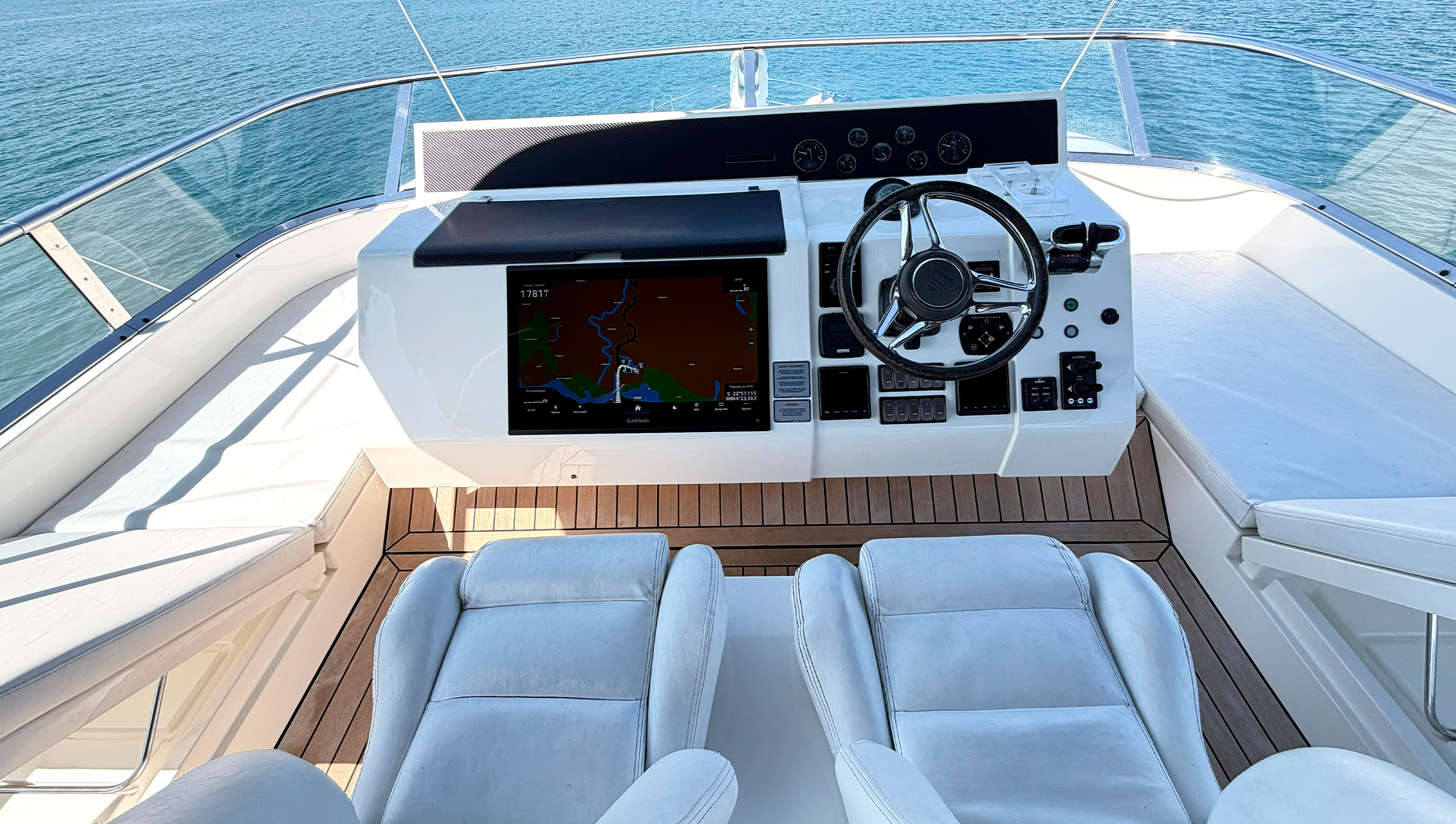 Fairline Squadron 65 - Imagem 23