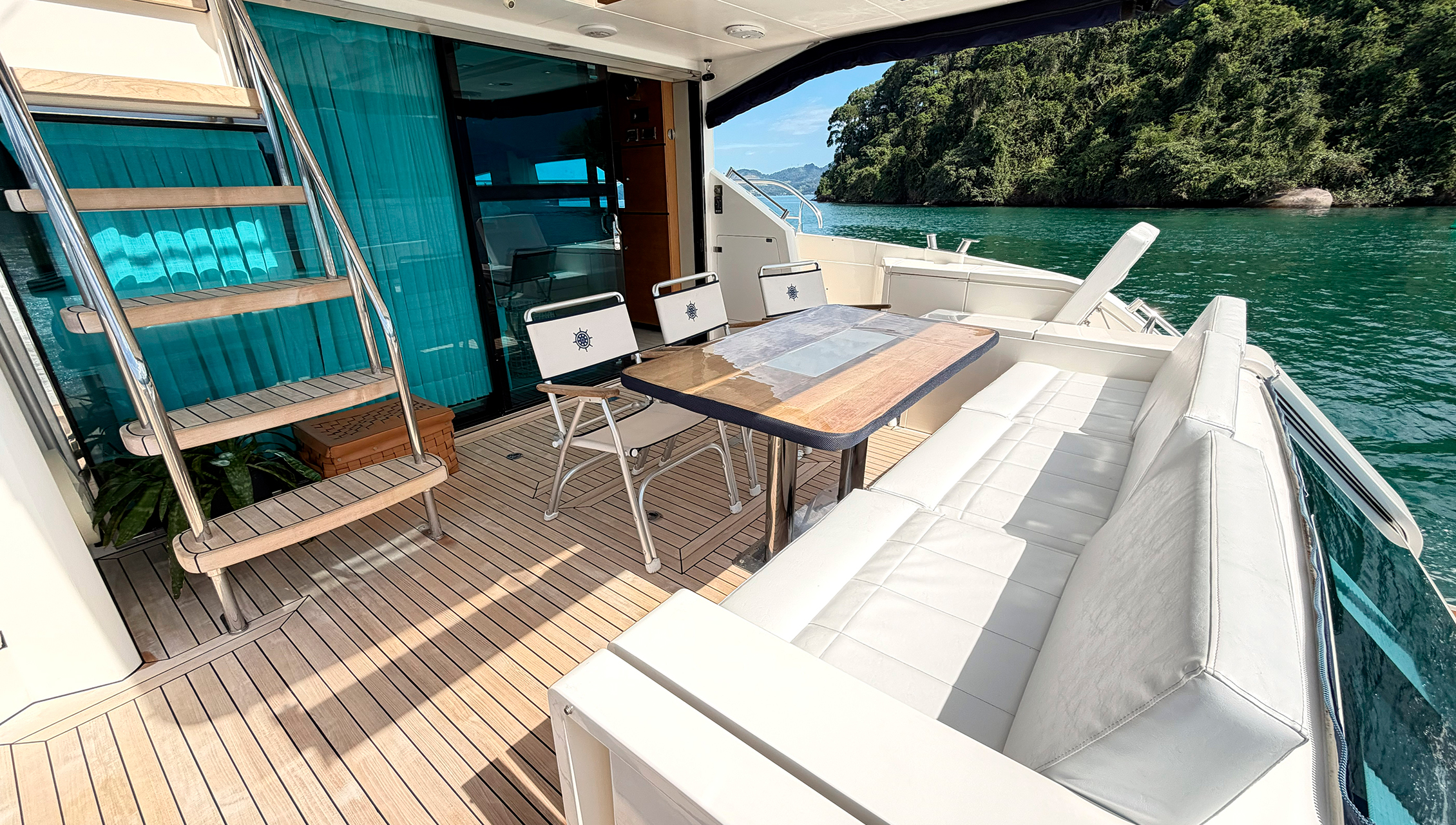 Fairline Squadron 65 - Imagem 4